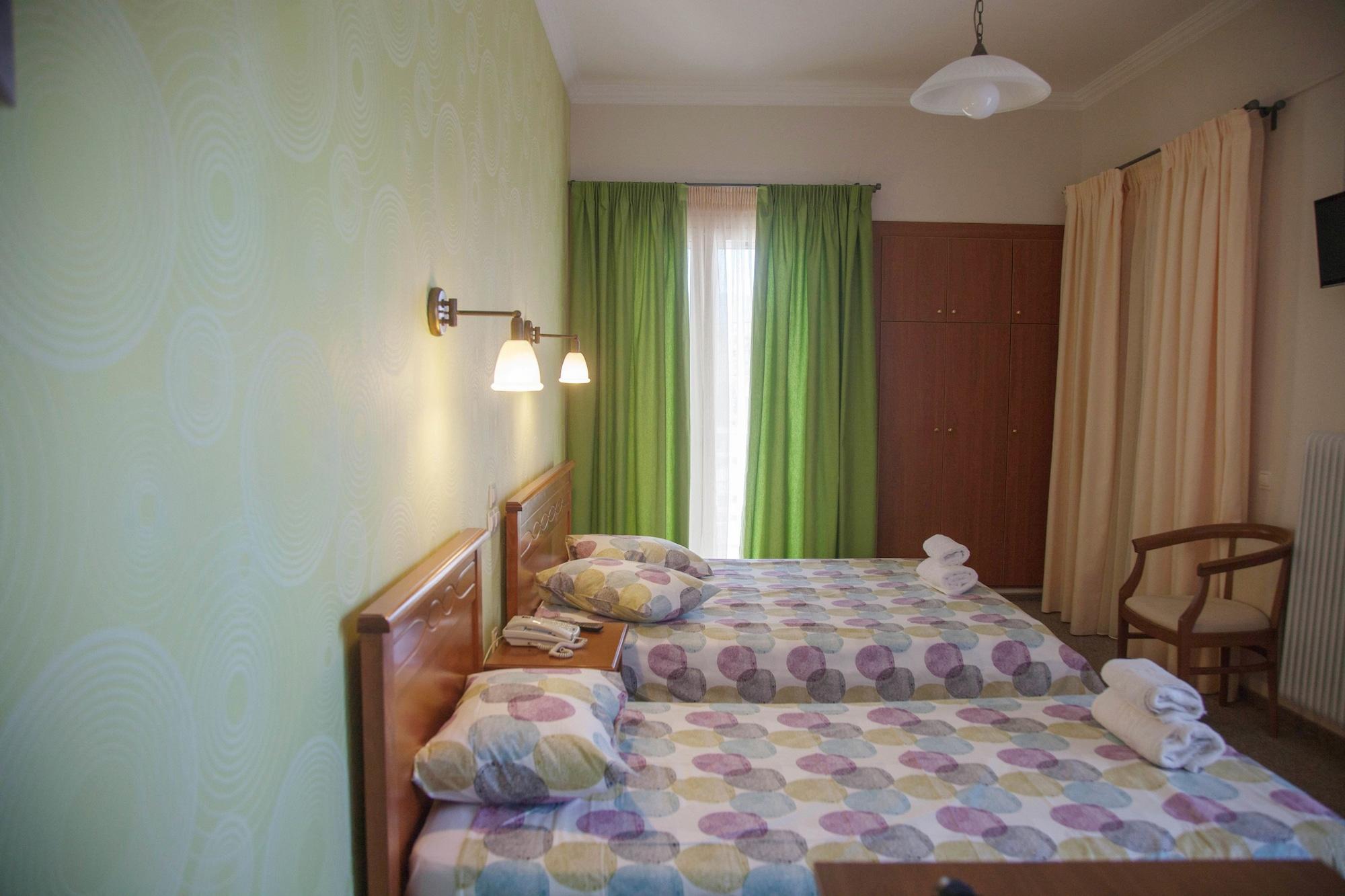 Hotel Liberty Mesolóngion Esterno foto