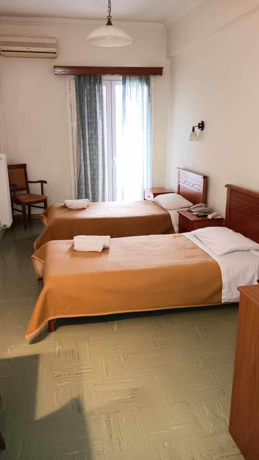 Hotel Liberty Mesolóngion Esterno foto