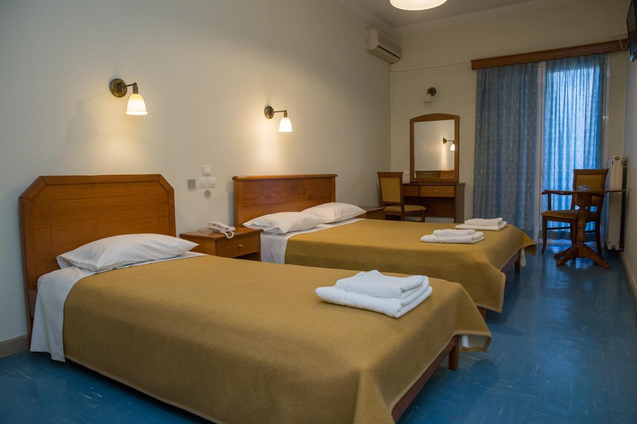 Hotel Liberty Mesolóngion Esterno foto